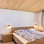 Kwelle Zur Gamsberg 아파트
